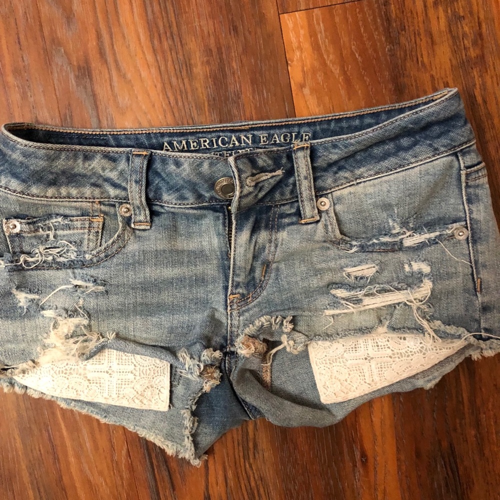 American Eagle 00 low rise jean shorts